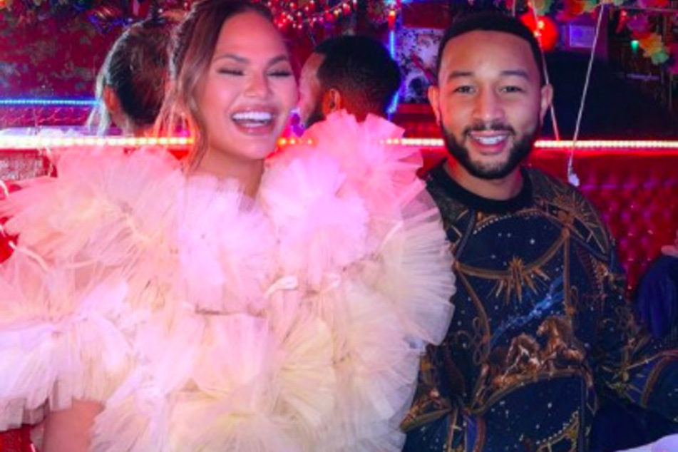 Chrissy Teigen (l.) and musician husband John Legend frequently share photos of themselves and their family on social media.