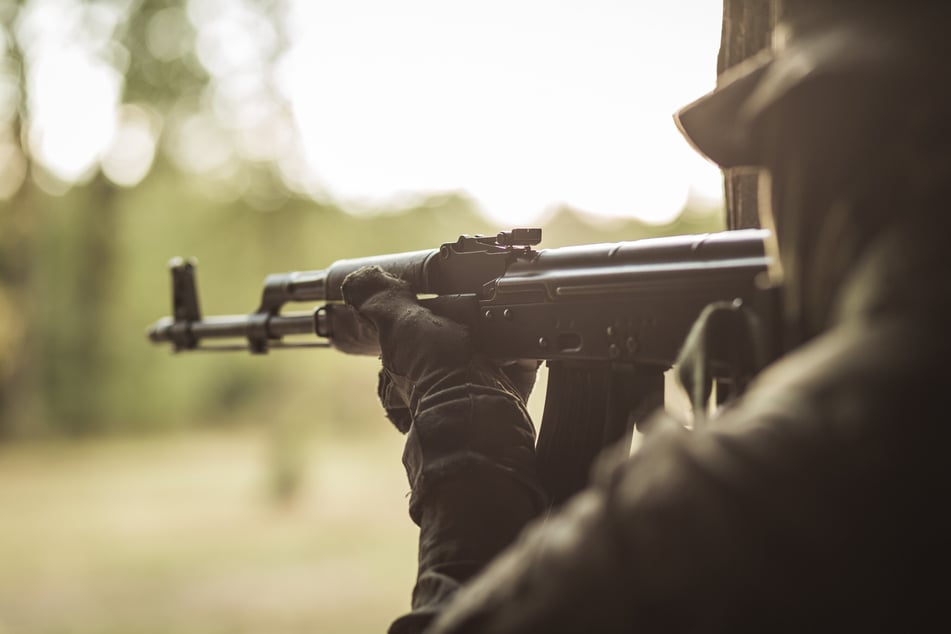 Der 40-Jährige schoss mit einem Gasdruckgewehr auf seinen Nachbarn. (Symbolbild)