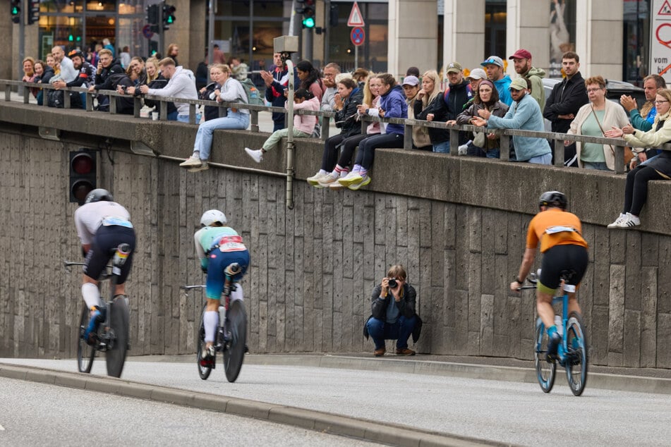 Zahlreiche Sportler nehmen am Sonntag am Ironman in Hamburg teil.