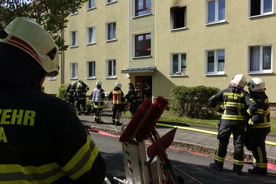 Die Feuerwehr rückte am heutigen Freitagmorgen zur Heinrich-Heine-Straße im Pirnaer Stadtteil Copitz aus.