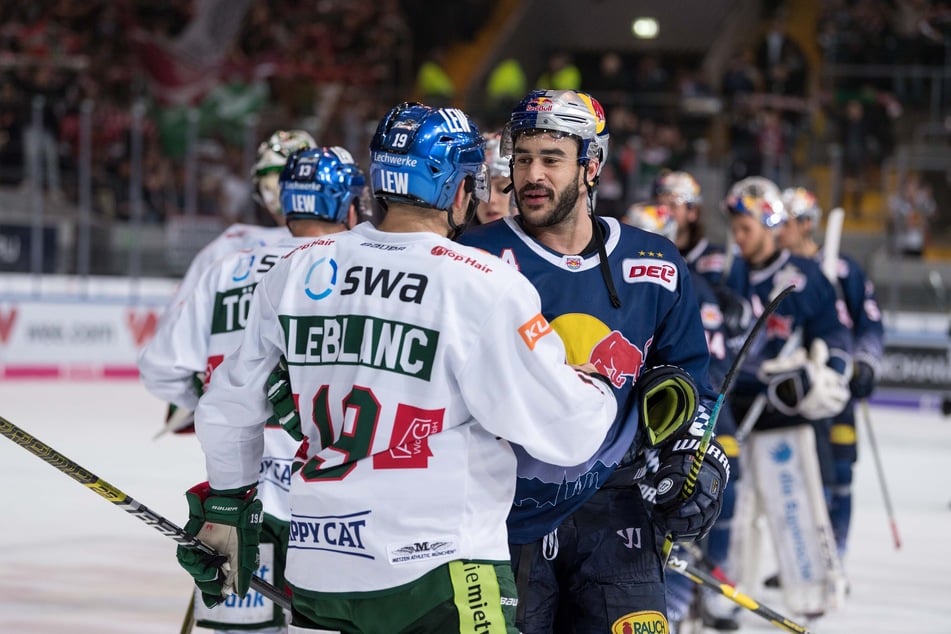 Trevor Parkes (34, r.) und Drew LeBlanc (36) sind seit zehn Jahren befreundet. Jetzt feiern sie gemeinsam Weihnachten.