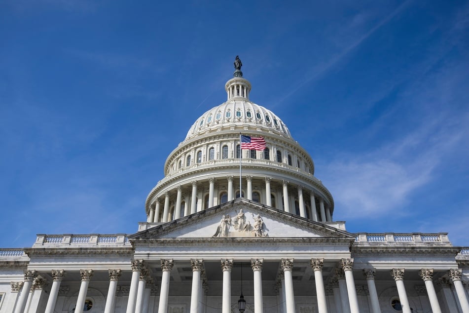 Der US-Senat hat nach langem Tauziehen für ein Sanktionsgesetz gestimmt.