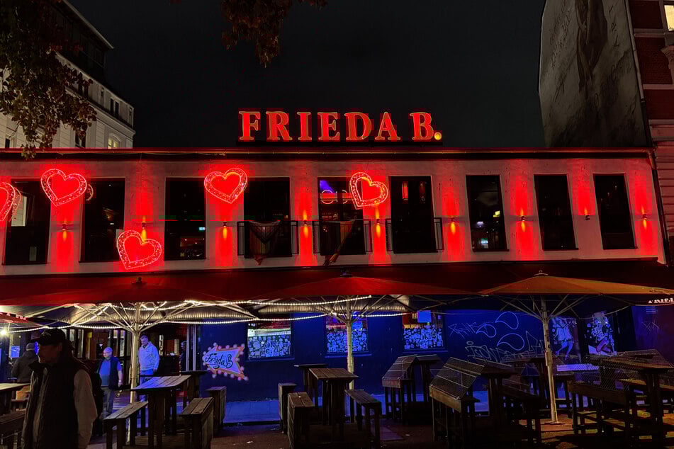 Im "Frieda B." auf dem Hamburger Kiez kam es zum folgenschweren Kennenlernen.