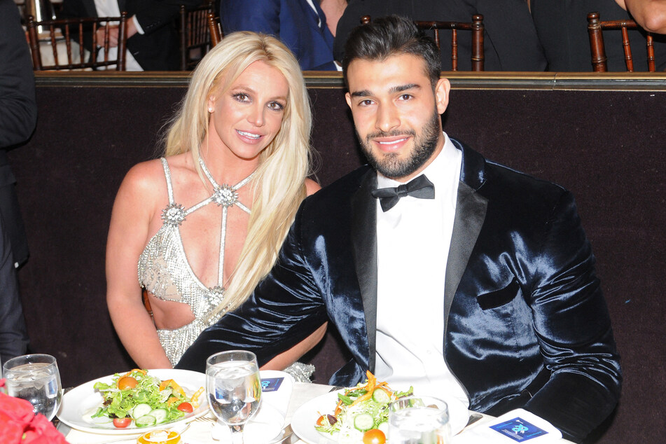 Britney Spears (l.) and her husband Sam Asghari still seem to be on cloud nine, according to the singer's recent Instagram post.