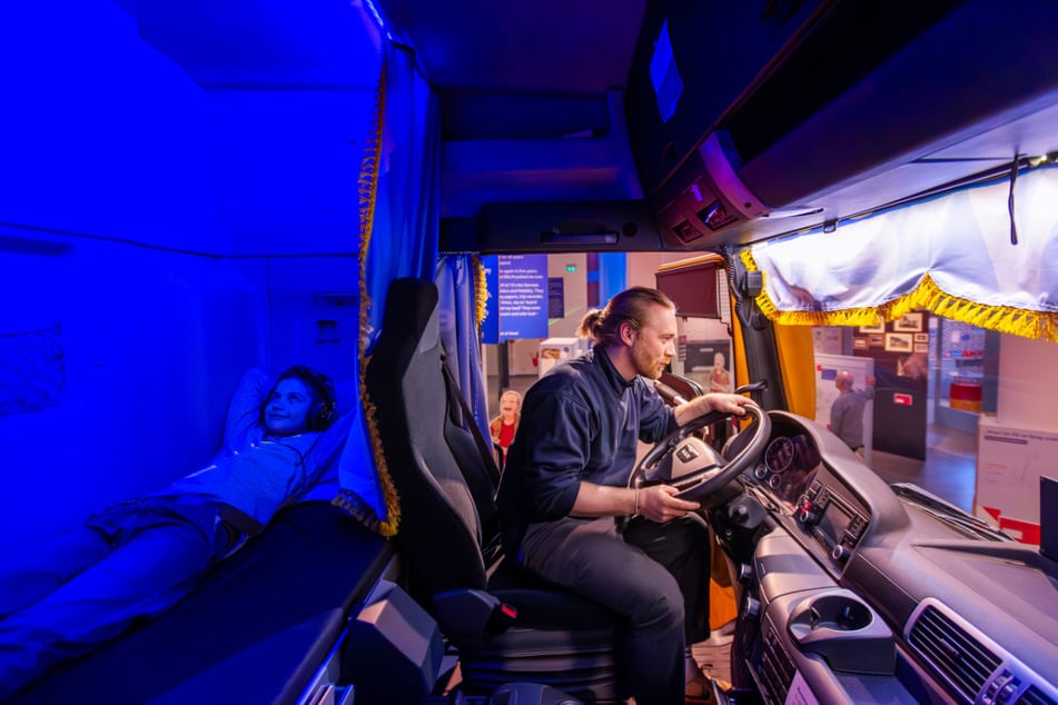 Die Ausstellung "On the road again! Die Welt unserer Trucker" zeigt den Alltag der Kraftfahrer ganz nah und macht ihre Arbeit erlebbar.