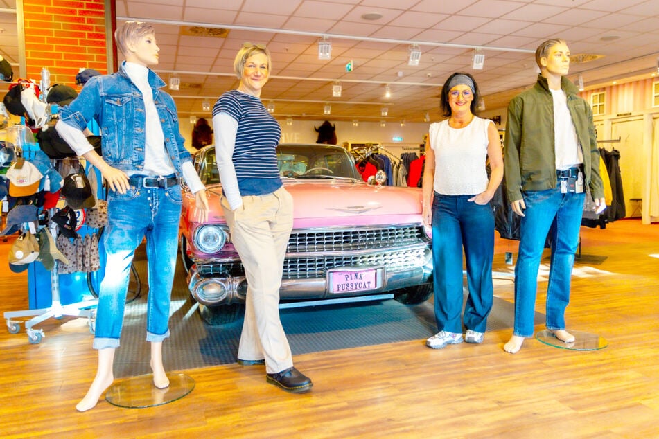 Während dem verkaufsoffenen Sonntag (8.3.) hat JEANS LIVE in Chemnitz Angebote, die sich sehen lassen können.