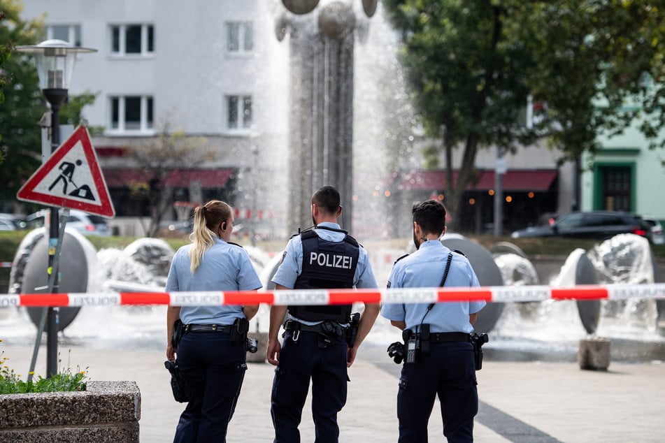 Polizisten am Kölner Ebertplatz. (Symbolbild)