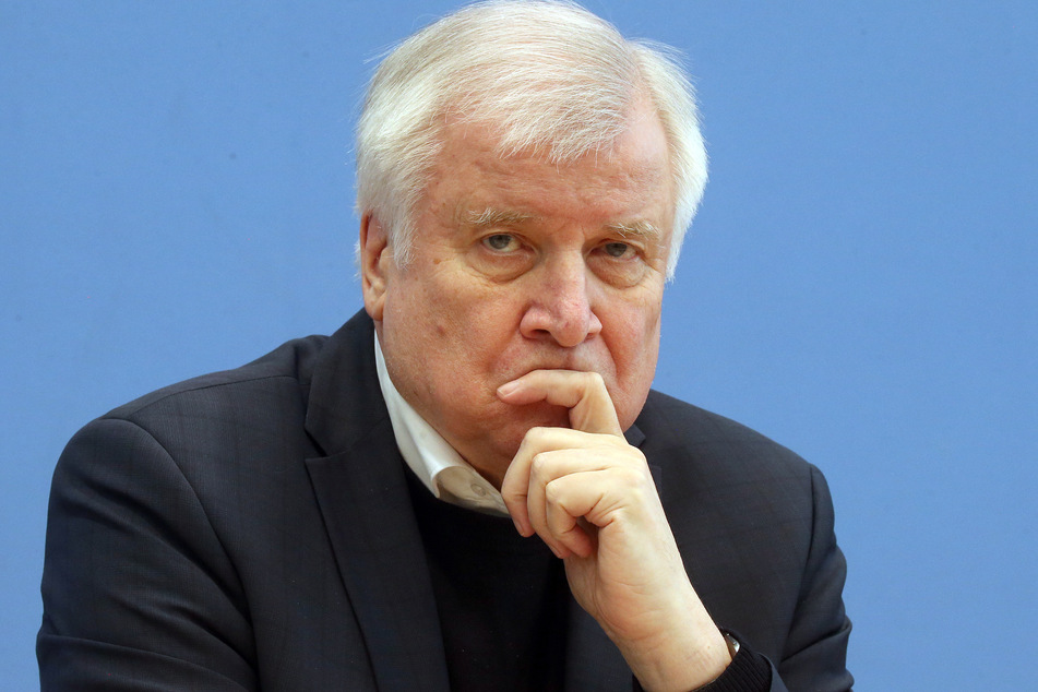 In einem Brief richtete er sich an Bundesinnenminister Horst Seehofer (CSU).