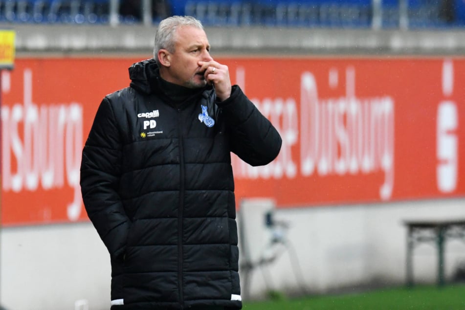 MSV-Trainer Pavel Dotchev (56) ärgerte sich über die Absage.