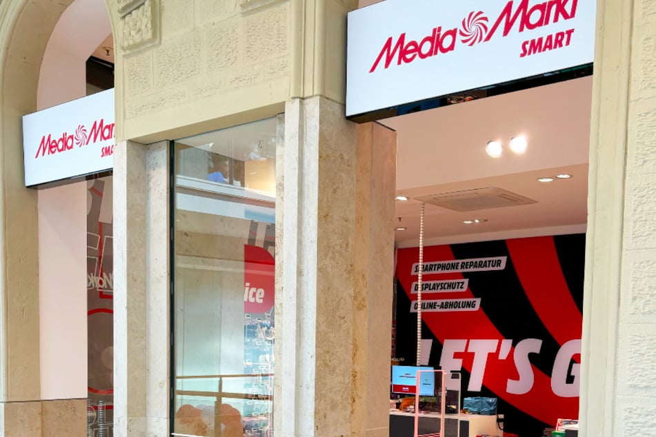 MediaMarkt Smart Saarbrücken (in der EUROPA-Galerie) - Triererstraße 1.