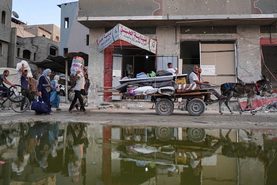 Israel strikes southern Gaza as fresh evacuation order once again forces Palestinians to flee