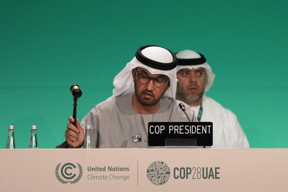 Haut mit dem Hammer auf den Tisch: Sultan al-Dschaber (50), Präsident der COP28.