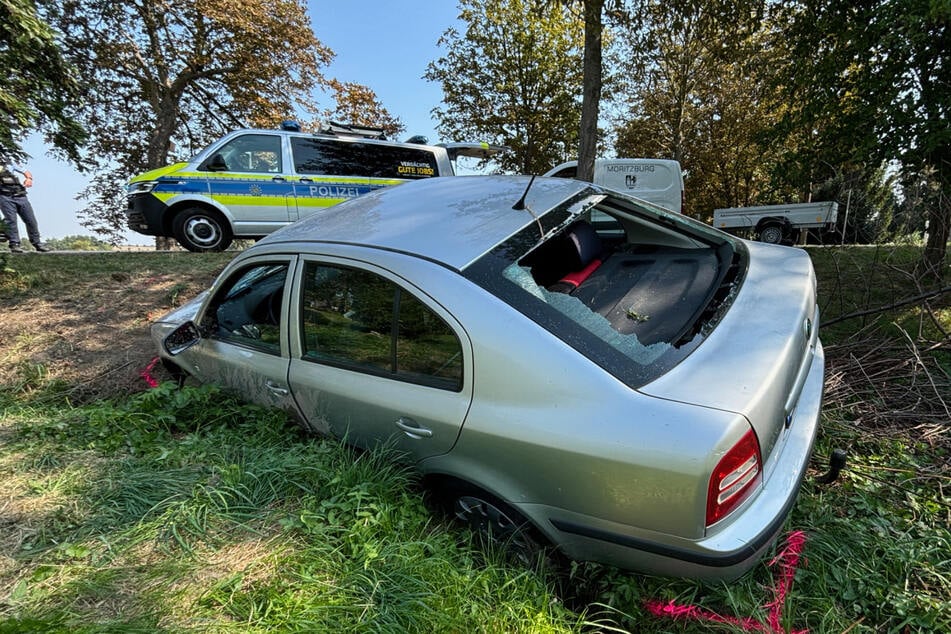 Der Fahrer verstarb an der Unfallstelle.