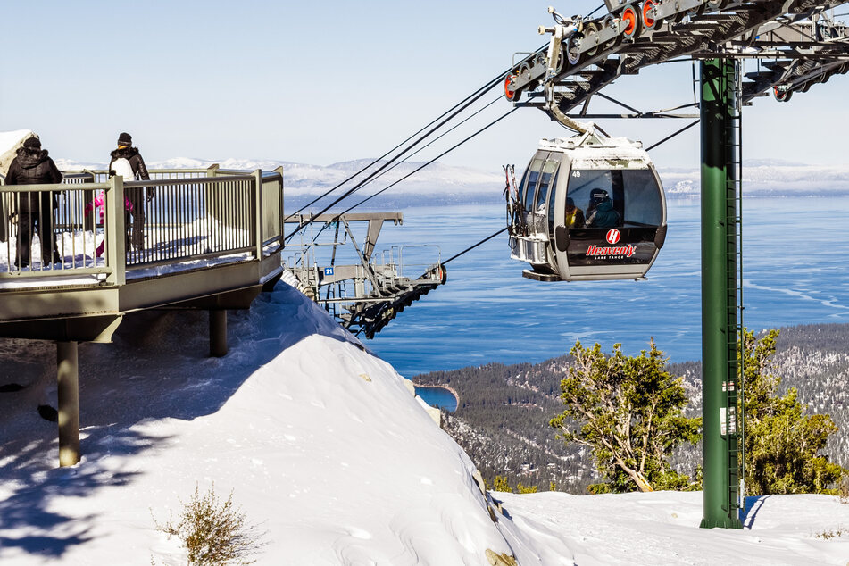 Eine junge Frau musste 15 Stunden lang in einer Gondel am Lake Tahoe ausharren.