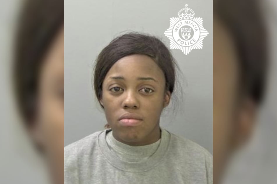 Die 32-jährige Britin Sarah Ngaba bestreitet die Mordvorwürfe an ihrer verstorbenen Tochter.