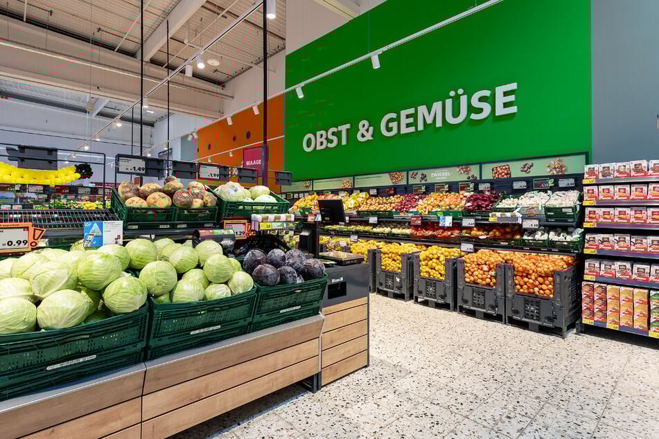In der neuen Filiale in Schwentinental erwarten die Kunden umfangreiche Sortimente an Obst, Gemüse, Fleisch, Wurst, Käse und Antipasti.