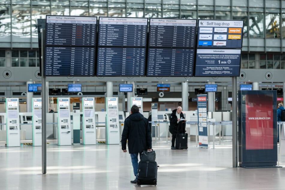 Wenig Betrieb herrscht im Terminal 1 des Hamburg Airport Helmut Schmidt.