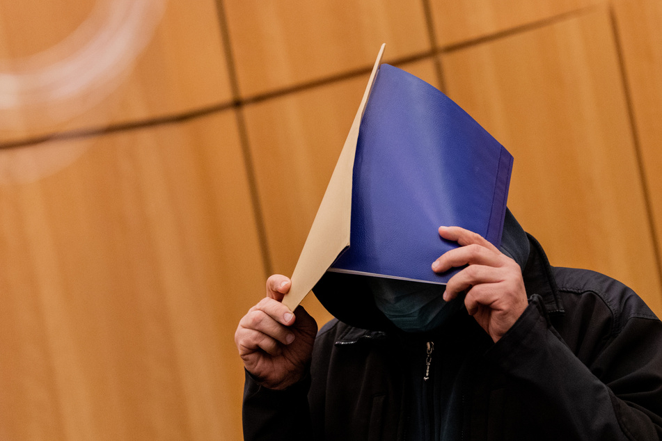 Der 53-Jährige Angeklagte muss für drei Jahre und drei Monate hinter Gitter.