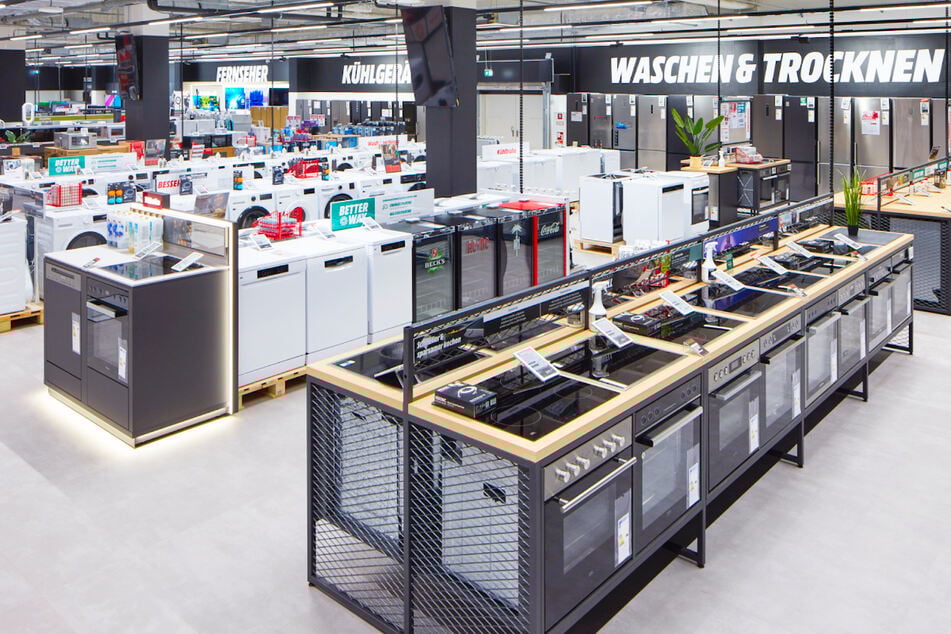 MediaMarkt im Rheinpark-Center feiert große Neueröffnung.