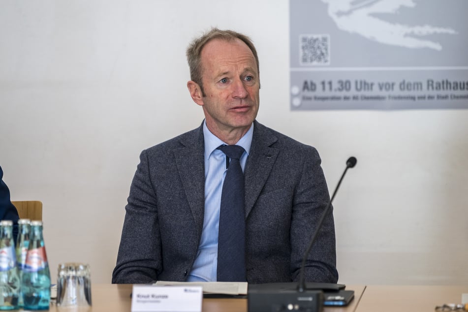 Ordnungsbürgermeister Knut Kunze (56, parteilos), sieht bei Dashcams an ASR-Fahrzeugen vor allem den Datenschutz kritisch.