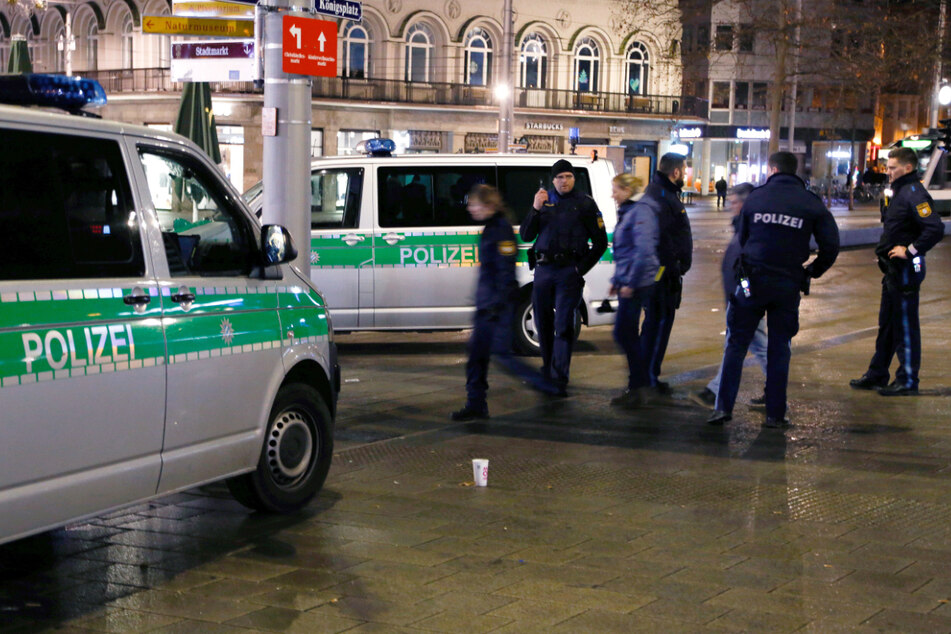 Mann am Augsburger Kö ins Koma geprügelt: 19-Jähriger muss ins Gefängnis