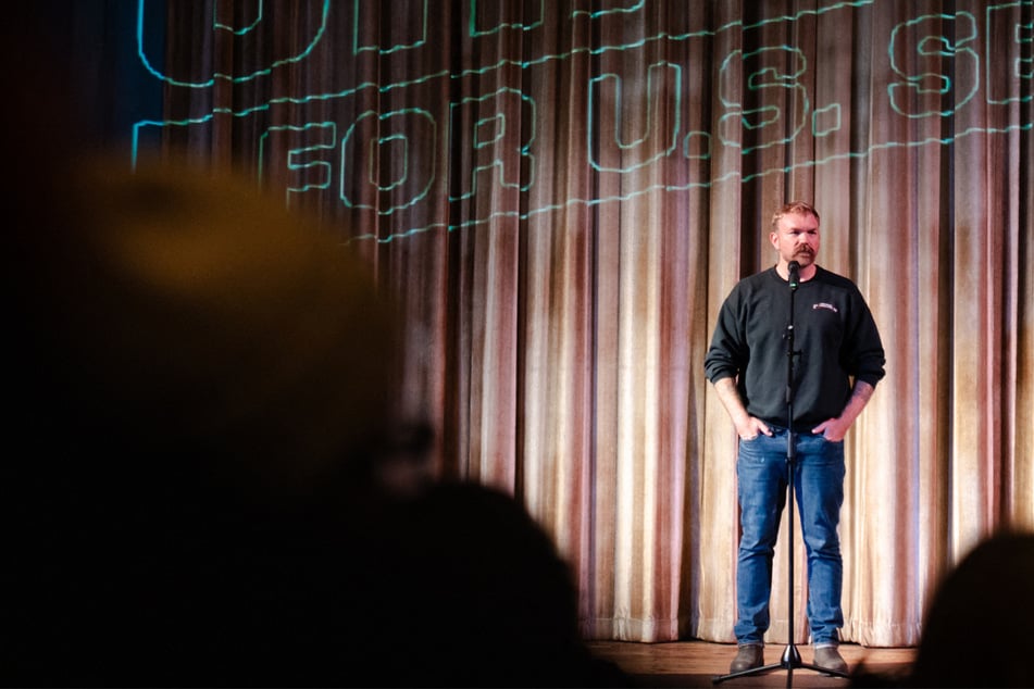 Graham Platner apologizes for slur gaffe in interview about Nazi tattoo scandal