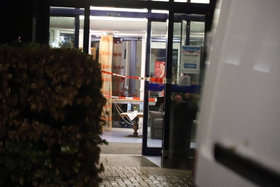 Der 72-jährige Bewohner griff mehrere Bewohner des St.-Vitus-Stifts mit einem Messer an und verletzte eine Seniorin tödlich.