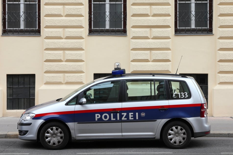 Die Polizei in Tirol ermittelt nach dem Tod eines Dreijährigen gegen die Eltern wegen des "Verdachts des Mordes". (Symbolbild)