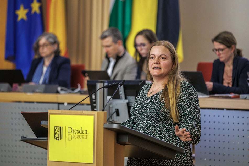 Stadträtin Silke Schöps (49) von der AfD, welche die Debatte im Rat beantragt hatte.