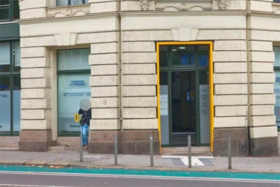 In den Bürgerbüros der Stadt kann zum Beispiel der Wohnsitz umgemeldet werden. (Symbolfoto)