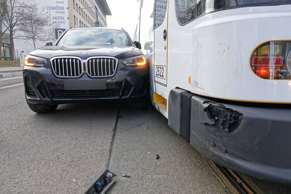 Glücklicherweise gab es bei dem Unfall nur Blechschäden zu bedauern.