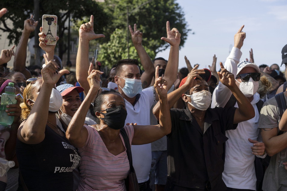 Anti-Regierungs-Demonstranten protestieren in Havanna, Kuba.