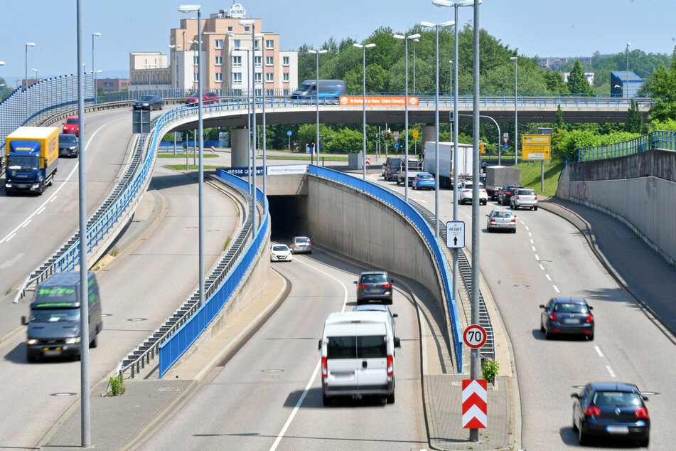 Langsamer als Tempo 70, dafür ohne Ampel für Rechtsabbieger - neue Ideen für die Neefestraße in Chemnitz.