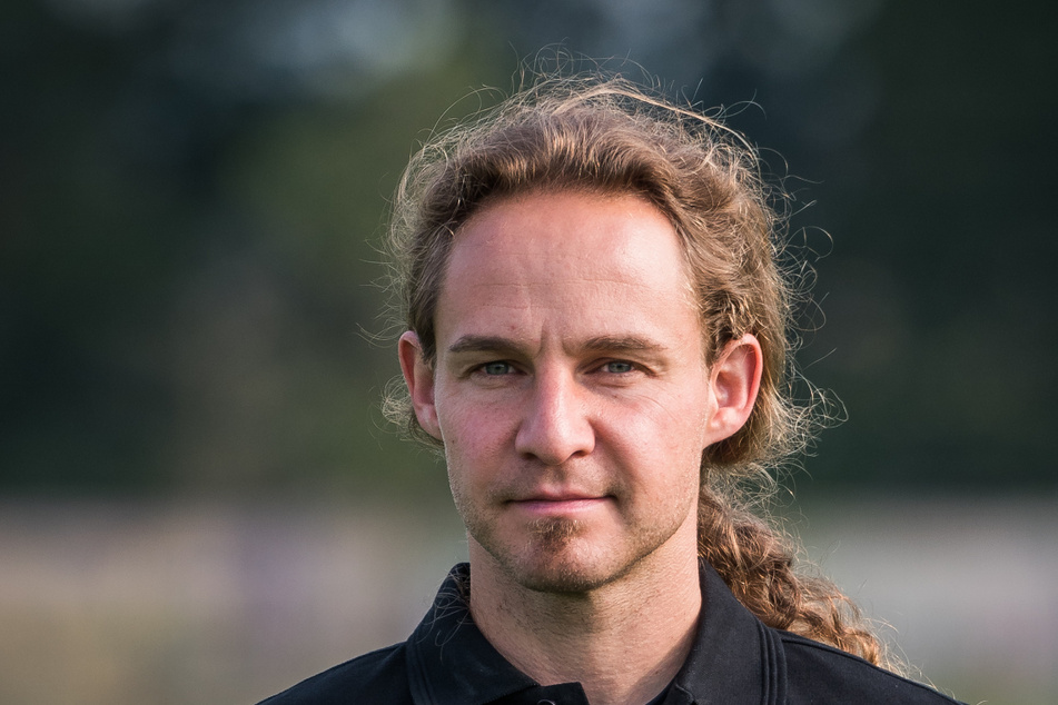 Tobias Lange (38) steht bei Dynamo bereits seit 2011 unter Vertrag.