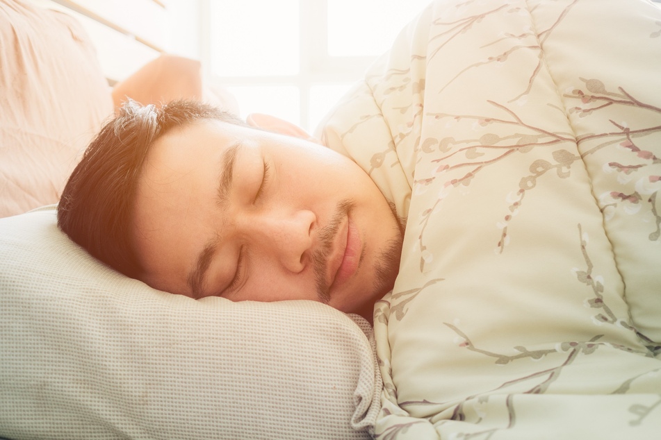 Gewichtsdecken können Stresssymptome nachhaltig lindern und für einen erholsamen Schlaf sorgen.