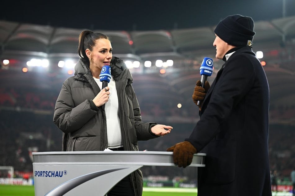 Bastian Schweinsteiger (40) brachte die Schwangerschaftsgerüchte rund um Esther Sedlaczek (39) im Rahmen eines TV-Interviews Anfang Februar ins Rollen.
