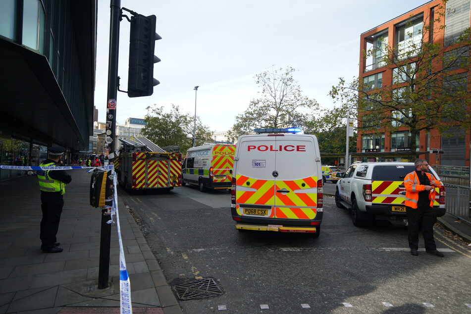 Elf Menschen wurden bei dem Unfall in Manchester verletzt.