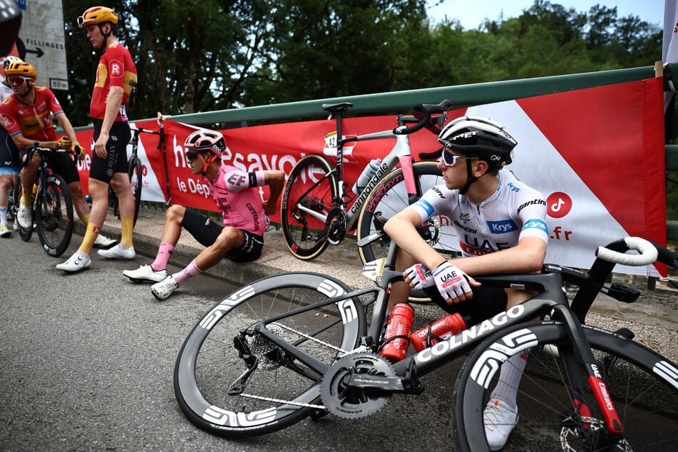 Top-Star und Tour-Favorit Tadej Pogačar (24) wartet auf den Neustart.