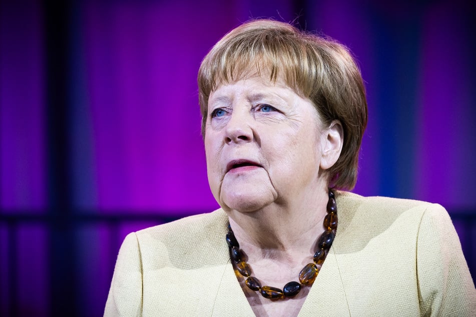 Angela Merkel (70, CDU) wurde von Seehofer erneut kritisiert.