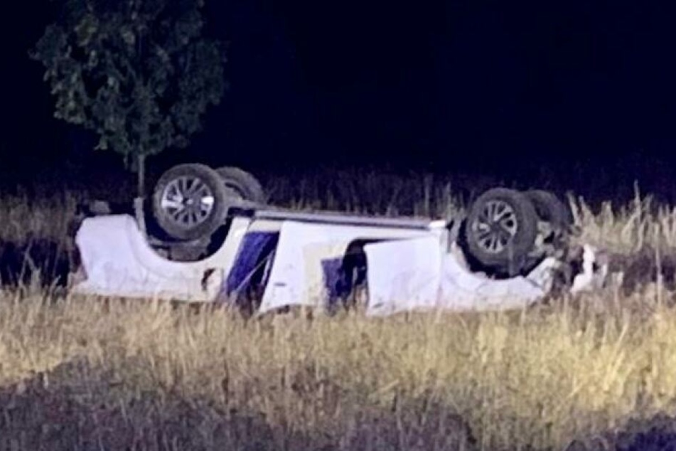Bei dem Unfallwagen handelt es sich um ein englisches Fahrzeug mit englischer Zulassung.