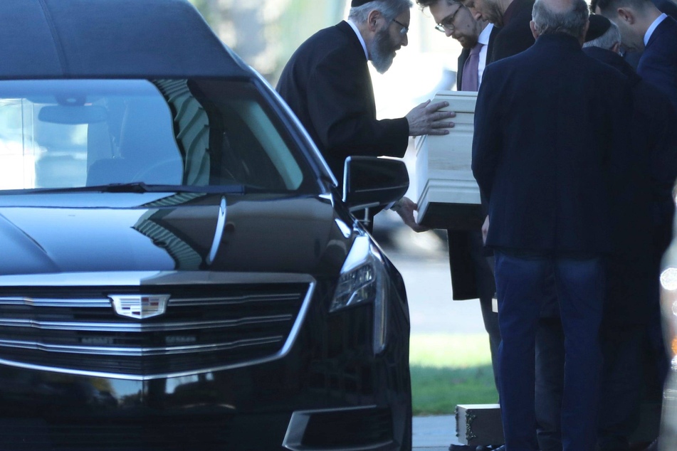 Woll's funeral service was held Sunday at the Hebrew Memorial Chapel.