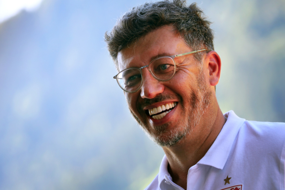 Claus Vogt (51) ist der amtierende Präsident des VfB Stuttgart 1893 e. V. und vertritt dessen Mitglieder als Aufsichtsratchef der AG.