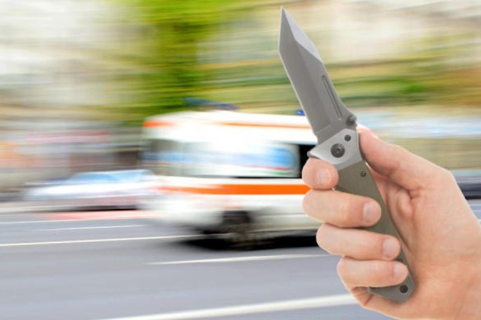 Die Seniorin wurde mit einem Messer verletzt. (Symbolbild)