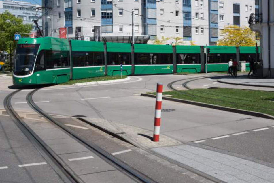 Die Tram 8 ist nicht nur bei Schweizer Bürgern beliebt, die nach Deutschland reisen wollen.
