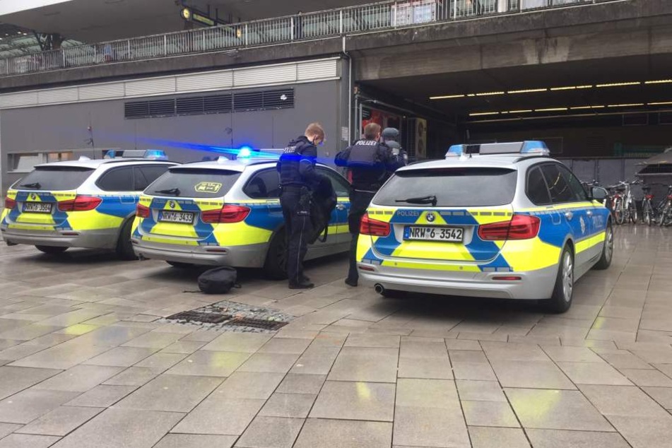 Die Polizei rückte mit einem Großaufgebot an.