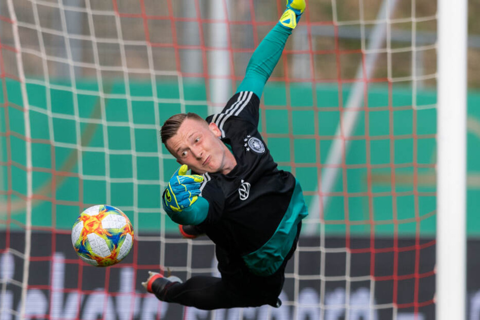 Darf jetzt nicht nur bei der deutschen U21 fliegen, sondern auch beim FC Schalke 04: Markus Schubert.