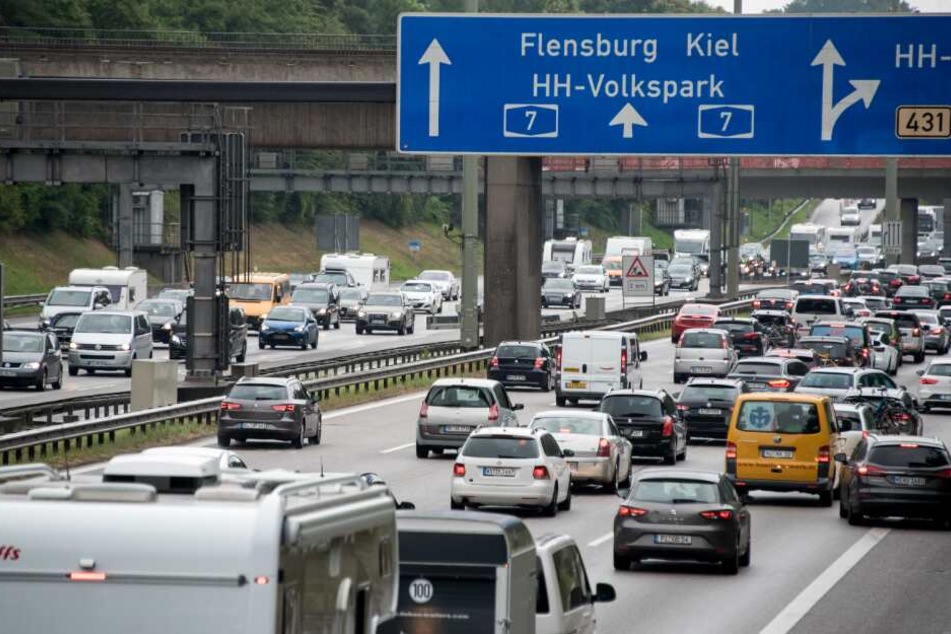 Vor allem vor und rund um den Elbtunnel ist mit Staus zu rechnen.