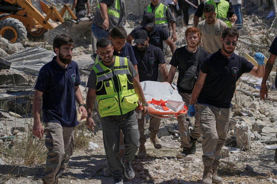 Neue israelische Luftangriffe sollen mindestens 35 Menschen im Libanon nicht überlebt haben.