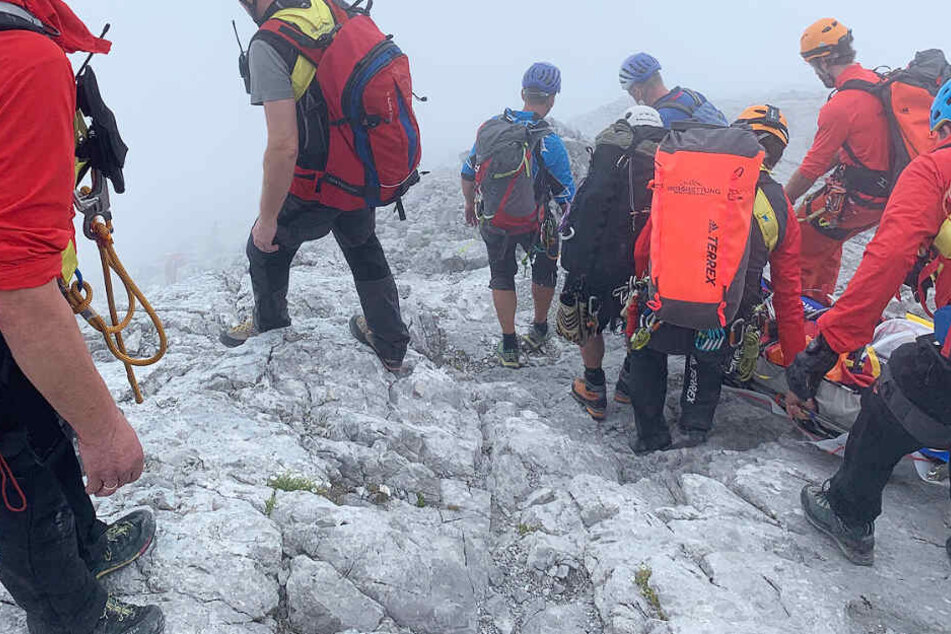 Die junge Frau erlitt bei dem Sturz in die Tiefe in den Berchtesgadener Alpen lebensgefährliche Verletzungen.