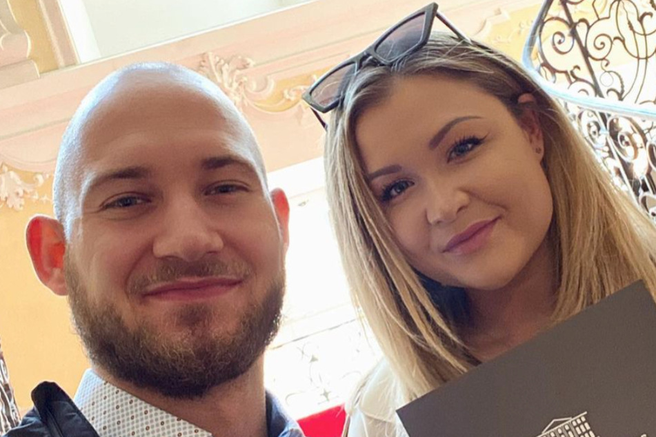 Dieses Bild zusammen mit ihrem Freund Raphael postete Sophia Thiel wenige Tage zuvor. Hier ist noch kein zweites Ohrloch zu erkennen.